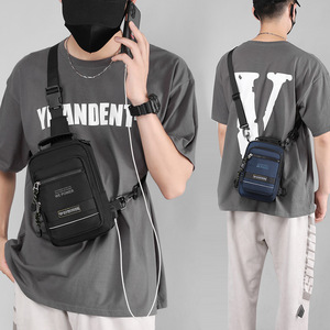 WePower Bolso de pecho para hombre, negro, impermeable, con carga USB, para uso deportivo, de ocio y viajes al aire libre - Product Image 2