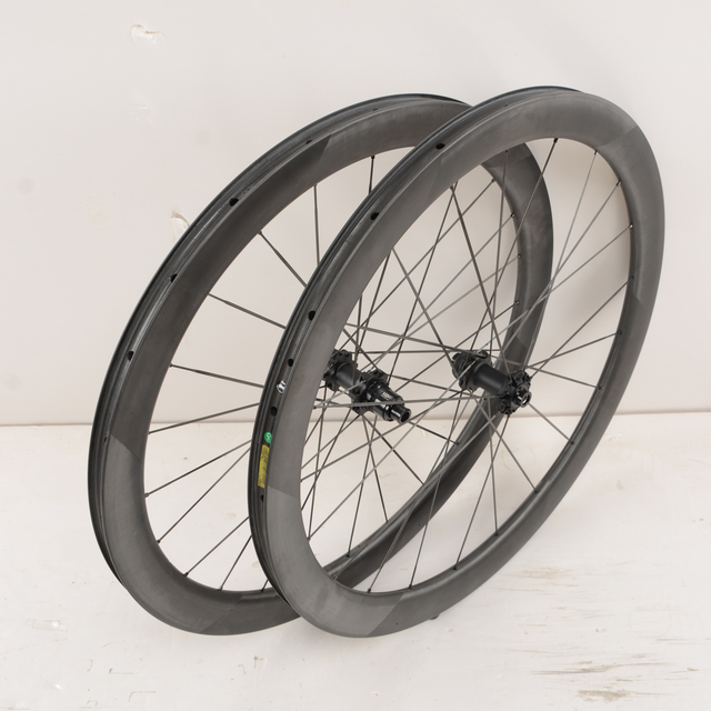 Super Light Carbon Fibre Wheelset 700C Road Disc Brake Racing Bicycle Carbon Wheels