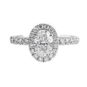 Bague de fiançailles et de mariage de luxe Starsgem en platine 18 carats avec diamant ovale D VS VVS de clarté, serti halo, cultivé en laboratoire - Product Image 2