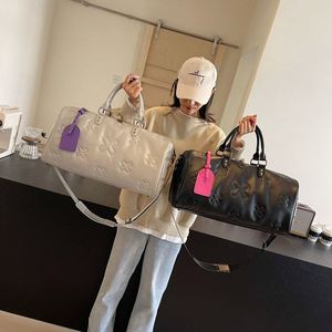 New Waterproof PU Luggage Bags Multi Functional Outdoor Sports Travel Bag Durable Leather Fitness Bag - Product Image 2