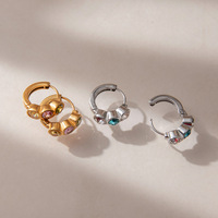 Boucles d'oreilles Huggie en acier inoxydable plaqué or 18 carats, étanches et inaltérables, avec zircone colorée, pour usage quotidien, vente en gros