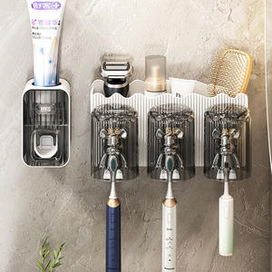 Hys Soporte para cepillos de dientes montado en la pared con diseño de oso, rectangular moderno, fácil de limpiar, no requiere perforación, accesorio para el baño - Product Image 1