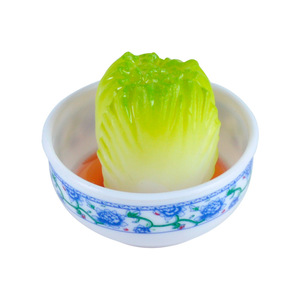 Modelo de colgante de comida estilo TikTok, realista, con diseño de tazón de porcelana azul y blanca, que incluye platos como repollo, cerdo estofado y pescado. - Product Image 5