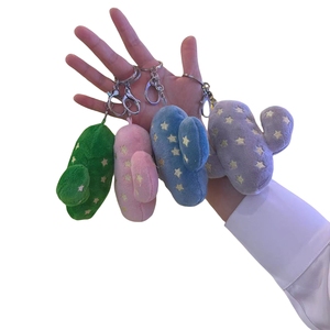 かわいいふわふわぬいぐるみカラフルなサボテンキーホルダーバッグチャーム装飾ペンダントぬいぐるみペルチ砂漠の植物サボテンぬいぐるみキーホルダーおもちゃ - Product Image 1