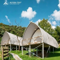Tente de glamping de luxe en forme de bateau, en Oxford 1200D ultra-résistant, cabane de villégiature au design unique, maison de safari pour éco-resort de prestige