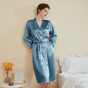 Custom Logo High Quality Fiber Kimono Robe Pocket Bathrobe SPA Hair Salon Party Beauty Women <strong>Ladies</strong> <strong>Dressing</strong> <strong>Gown</strong> Sleeves - Product Image 4