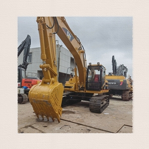 Excavadora de cadenas 325BL usada, en buen estado, pocas horas de trabajo, motor y bomba de alta eficiencia - Product Image 1