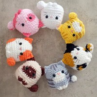 Vente en gros de jolies mini-poupées de chat en crochet, jouets en peluche tricotés à la main, animaux en crochet super doux pour cadeaux de bébé