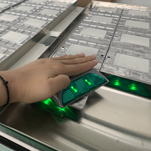 Светодиодные светоотражающие дорожные маркеры, предупреждающие светодиодные солнечные фонари, алюминиевые светоотражатели, солнечные дорожные маркеры «кошачий глаз» - Product Image 6