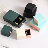 Juego de Cajas para Joyería Becan en Azul Menta, Rosa, Verde Oscuro y Negro con Inserto Negro para Empaque de Collares y Aretes al por Mayor