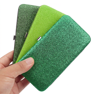 Boîte d'emballage magnétique Teejay Custom Label couleur argent pour pinces à cils, applicateurs à pointe en fibre, en acier inoxydable - Product Image 2
