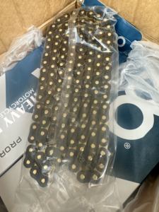 Juego de <span class=keywords><strong>cadena</strong></span> <span class=keywords><strong>dorada</strong></span> para motocicleta, cadenas de piñón de acero de nueva condición para piezas de transmisión de motocicletas 420 <span class=keywords><strong>428</strong></span> 428H 520 - Product Image 6