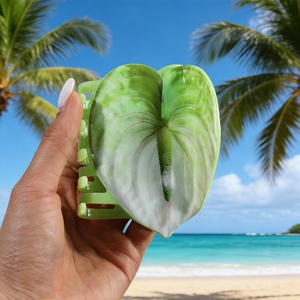 Accessori per Capelli Personalizzati alla Moda, Fermaglio per Capelli Personalizzato a Forma di Anthurium Hawaiano in Acetato per Donne - Product Image 3