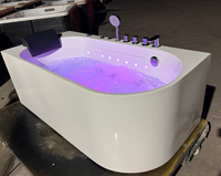Baignoire autoportante de luxe en acrylique intelligente pour appartement/villa, capacité 1 personne, multifonctionnelle avec cascade et remous.