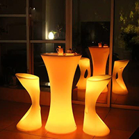 Table de bar LED commerciale étanche anti-UV, table d'appoint lumineuse en forme de sablier, rechargeable, à changement de couleur pour hôtel, bar, terrasse