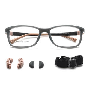 ใหม่ TR90 กรอบแว่นตาเด็ก 9010 ทรงสี่เหลี่ยมน้ำหนักเบาแบบเต็มกรอบพร้อมแผ่นรองจมูกแบบถอดได้และสายรัดสำหรับเด็ก - Product Image 1