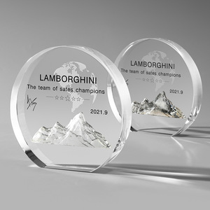 Trophée en cristal au design créatif, impression UV personnalisée, réunion annuelle, trophée en cristal élégant haut de gamme pour les champions - Product Image 2