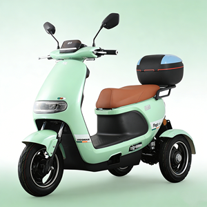 Compact and agile/ 32Ah lead-acid battery/ long battery life/silent motor/comfortable/ for prolonged sitting <b>Magic</b> M1 - Product Image 1