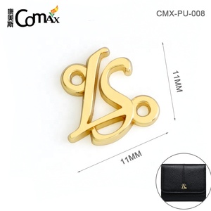 Placa de Metal Dorada con Letras para Logotipo de Ropa, Etiqueta de Metal Personalizada para Coser en la Ropa con Dos Agujeros para Trajes de Baño y Suéteres - Product Image 2