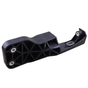 Mercedes-Benz C-Class W204 GLK350 Front Bumper Headlight <b>Bracket</b> Mounting Clip 2046200685 <b>Plastic</b> Left Right Pair - Product Image 3