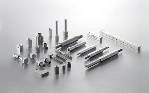 ציר <span class=keywords><strong>4</strong></span> fanuc cnc בקר מיטה רקה מכונת חיתוך אטם cnc כלי חיתוך זכוכית מחזיקי עם סוג קידוח