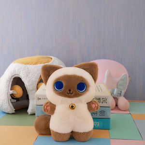 Des jouets en peluche charmants et joyeux écoutent comme ils jouent des chansons de la vie - Product Image 4