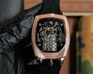 Reloj de Pulsera Mecánico Sencillo con Incrustaciones de Diamantes de Aleación, Estilo Ejecutivo, Venta al por Mayor de Fábrica - Product Image 1