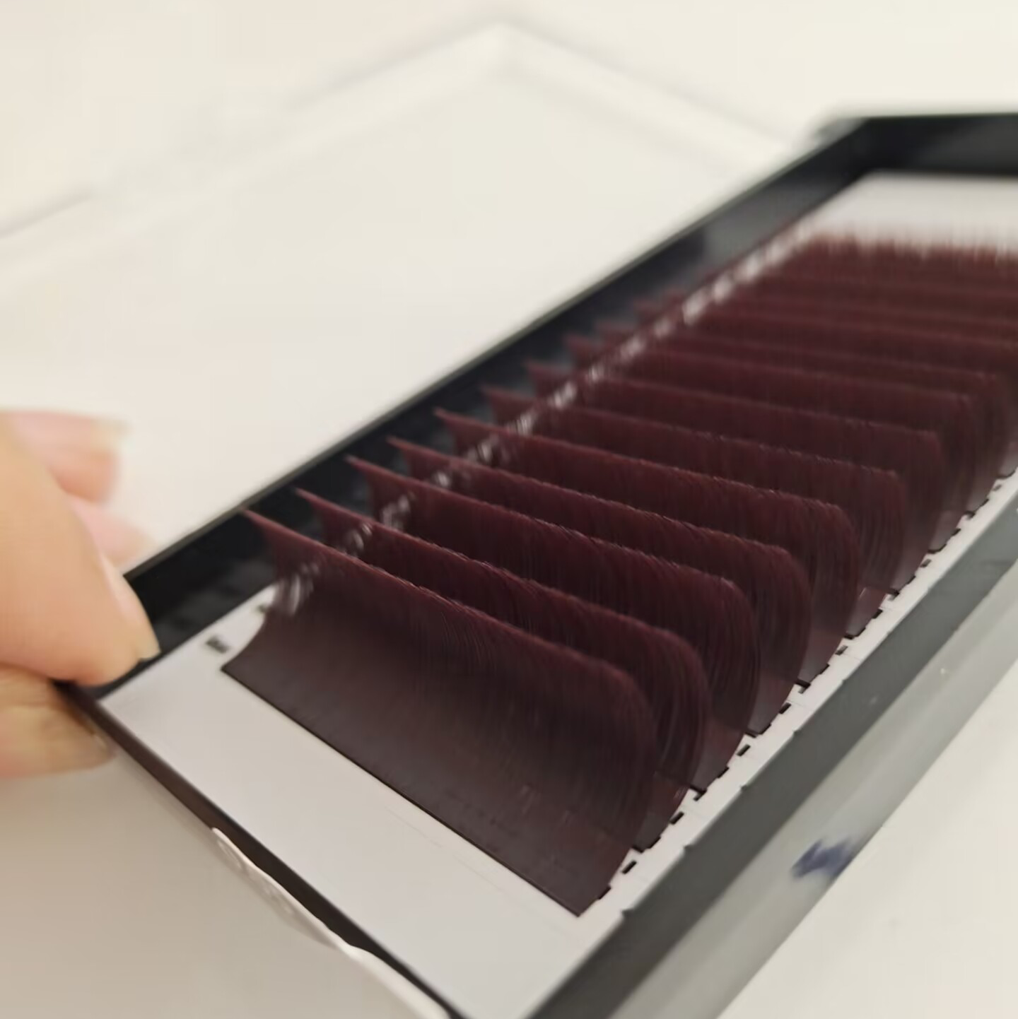 สีน้ำตาล