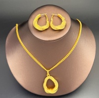 Parure de bijoux tendance plaqué or 24 carats, collier et boucles d'oreilles en alliage torsadé, pendentif créole, idéal pour mariages et fêtes à Dubaï, cadeau pour femme
