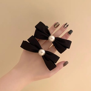 Une paire de pinces à cheveux avec nœud en ruban pour queues de cheval doubles, attaches pour cheveux de style coréen, accessoires pour cheveux de style japonais, antidérapantes - Product Image 1