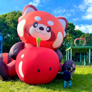Encantador inflable rojo Panda zorro mapache mascota <span class=keywords><strong>de</strong></span> dibujos animados mapache inflable sosteniendo <span class=keywords><strong>Apple</strong></span> globo inflable Animal personalizado - Product Image 1