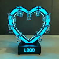 Accessoire de bar décoratif : Présentoir lumineux LED pour verres à liqueur, porte-gobelets en forme de cœur à 18 trous
