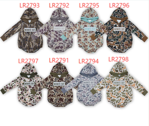 ชุดรอมเปอร์เด็กผู้ชายลายพรางปักลาย MAMA'S BOY 8 สี สำหรับพี่น้อง - Product Image 1