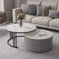 Table basse ronde imbriquée moderne et tendance de luxe léger - Plateau en verre, tiroir à nervures, structure métallique pour salon et petits appartements