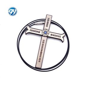 Nuevo collar de Cruz Mihawk de una pieza colgante de espada de ojo de <span class=keywords><strong>halcón</strong></span> regalo de joyería de Anime - Product Image 5