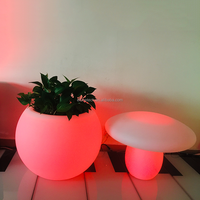Vase lumineux LED pour patio et jardin, en plastique, rechargeable, lavable, réutilisable, amovible, changeant de couleur RGB, écologique