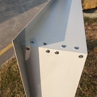 Volets de fenêtre en aluminium, bouton papillon, persiennes en verre, cadre blanc et design en verre gris