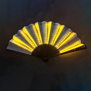 Spot <span class=keywords><strong>Online</strong></span> Celebrity Disco Dancing Equipment China Wind Net Artefacto rojo Tela de seda Ventilador LED plegable Entretenimiento <span class=keywords><strong>Carnaval</strong></span> - Product Image 2