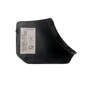 Cubierta de la caja de fusibles del Mazda 6 GHP9-68-381, cubierta universal de plástico para el tablero del Mazda 6, modelos GJ GL - Product Image 1