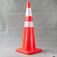 Cône de signalisation routière en PVC souple multi-usages de 90 cm, hautement réfléchissant
