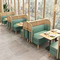 Meubles de restaurant sur mesure pour la restauration, ensembles de tables et chaises en bois massif, chaise en bois avec dossier en rotin, banquette en cuir, canapé
