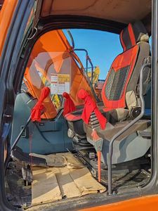 Excavatrice Doosan DX150LC-9C de 15 tonnes, 100% prête à l'emploi, bon état, d'occasion, avec moteur et boîte de vitesses, à vendre - Product Image 5