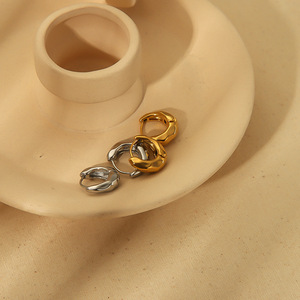 Huggie Earrings 16mm 14.7mm 18K Gold Plated <b>Titanium</b> Steel Women's Everyday Wear Geometric Design TE6661 - Product Image 3