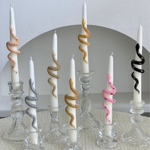 Candela a Forma di Serpente in Cera di Soia Premium, Candela Unica Affusolata Nera, Argento e Oro per Halloween in Vendita all'Ingrosso - Product Image 3