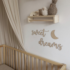 Adesivo Murale in Stile Nordico in Legno Semplice e Moderno per Camerette di Bambini e Neonati con Accessori Fotografici 'Dolci Sogni' - Product Image 4