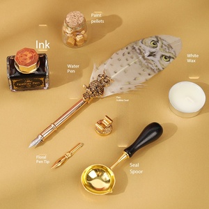 Ensemble <span class=keywords><strong>de</strong></span> stylos <span class=keywords><strong>plume</strong></span> personnalisés avec logo, motif hibou, avec perles <span class=keywords><strong>de</strong></span> sceau <span class=keywords><strong>de</strong></span> cire, cuillère et <span class=keywords><strong>porte</strong></span>-stylo – Coffret cadeau <span class=keywords><strong>de</strong></span> papeterie - Product Image 1