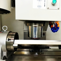 Centro de Mecanizado CNC Vertical de 4 Ejes XH7126 de Alta Precisión con Sistema de Control GSK y Husillo BT40 Automático para Fresado CNC