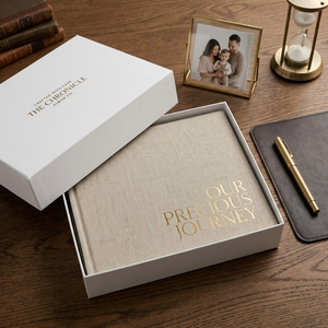 <span class=keywords><strong>Livre</strong></span> de souvenirs pour bébé en lin personnalisé de qualité supérieure avec nom personnalisé pour les boutiques de détail professionnelles et les magasins de cadeaux haut de gamme - Product Image 1