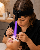 Lampe UV OEM blanche pour cils, sans laser, avec logo personnalisé, lumière de polymérisation pour extensions de cils à fixation sur tête, avec pédale silencieuse pour salon de cils