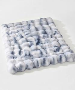 سرير فاخر وبسيط للقطط مصنوع من الفرو الطويل، بطانية دافئة مناسبة للكلاب والقطط للنوم والجلوس عليها - Product Image 1